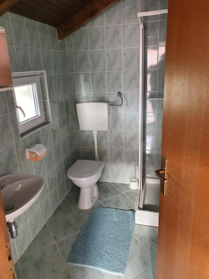 Apartmani Lovro Огулин Екстериор снимка