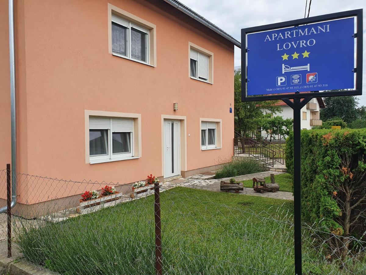 Apartmani Lovro Огулин Екстериор снимка